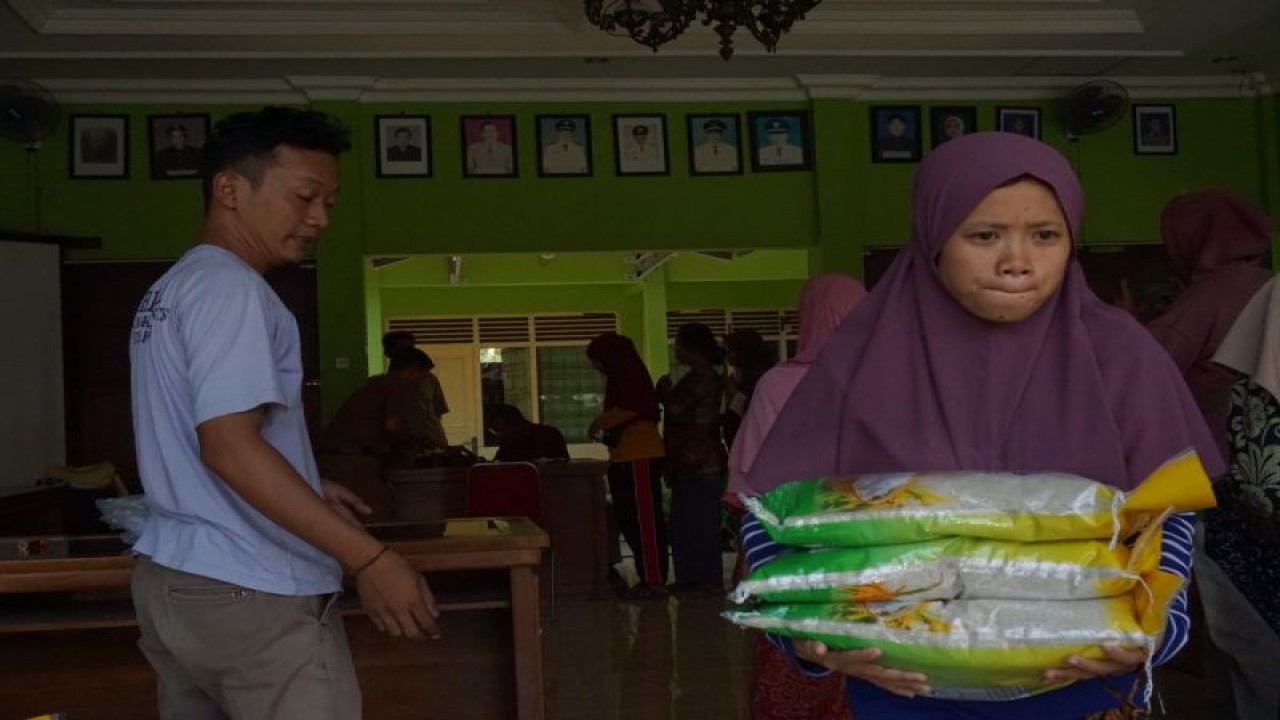 Operasi beras di Gunungkidul (ANTARA/HO-Humas Pemkab Gunungkidul)