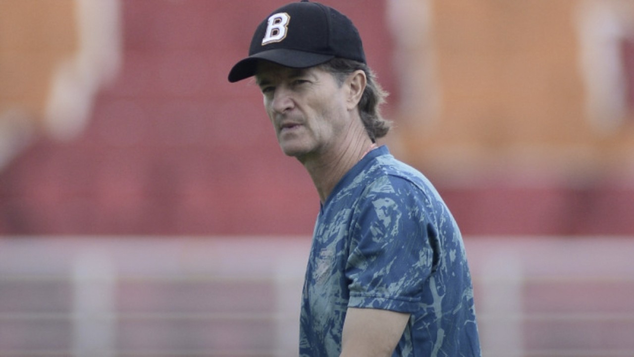 Pelatih kepala Borneo FC,Pieter Huistra