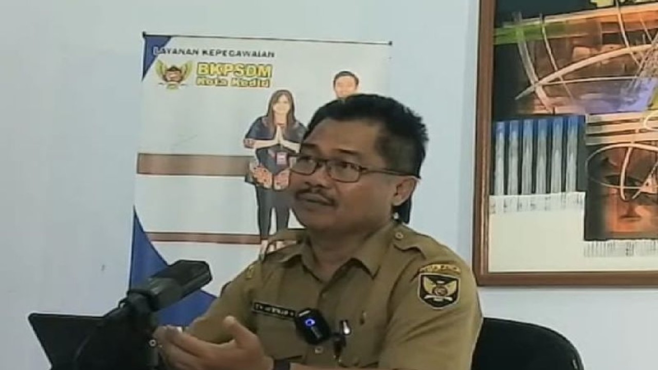Kepala Badan Kepegawaian dan Pengembangan Sumber Daya Manusia (BKPSDM) Kota Kediri Un Achmad Nurdin. (ANTARA/HO-Pemkot Kediri)