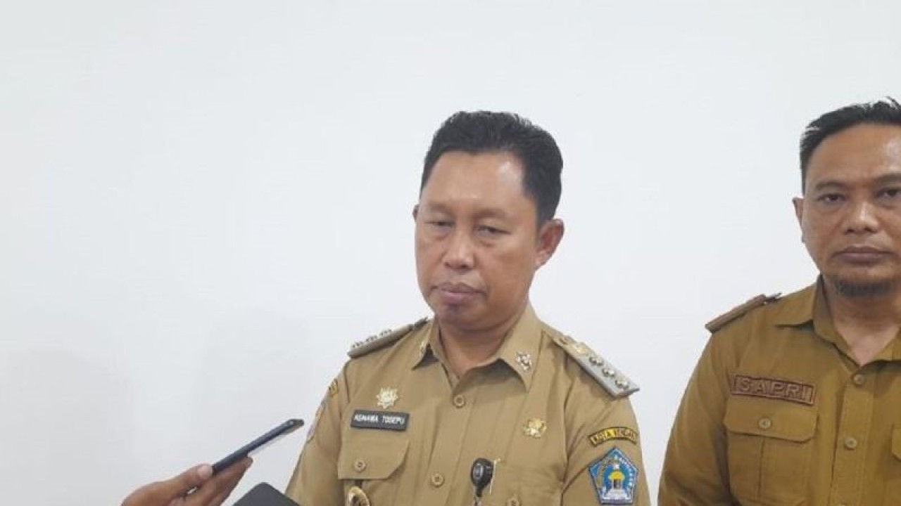 Pj. Wali Kota Kendari, Asmawa Tosepu. (Antara/Suparman)