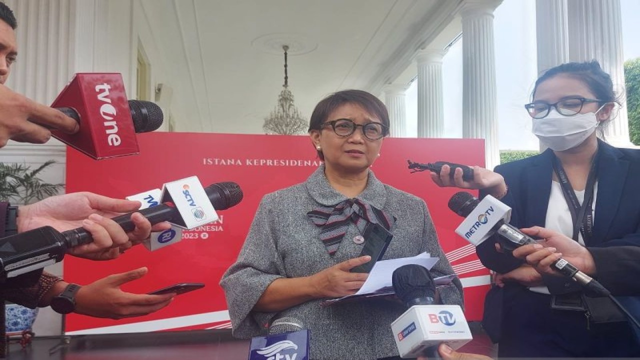 Menteri Luar Negeri RI Retno Marsudi saat ditemui di Istana Kepresidenan Jakarta, Jumat (8/9/2023). ANTARA/Mentari Dwi Gayati