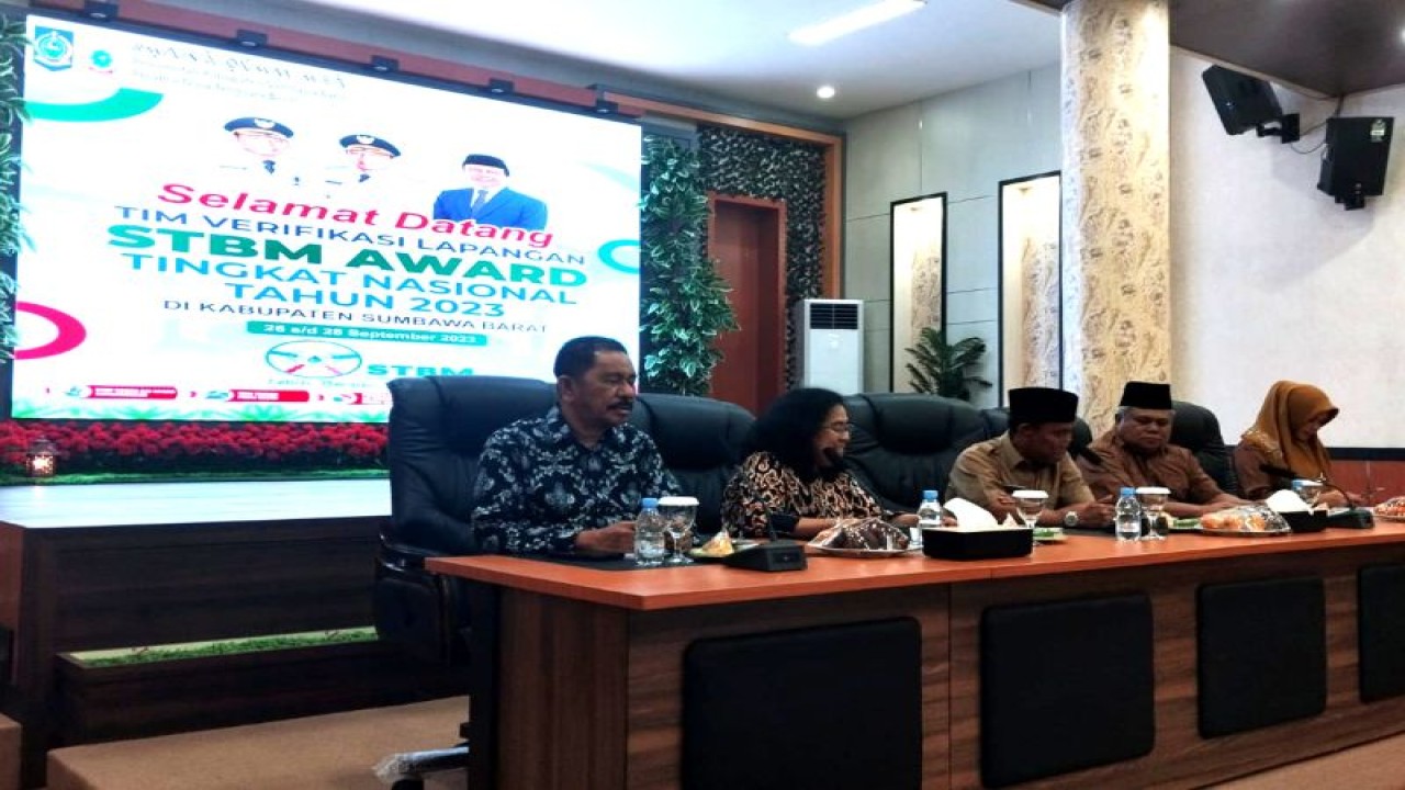 Acara verifikasi penilaian STBM Award di Kabupaten Sumbawa Barat, NTB dari Kementerian Kesehatan Republik Indonesia, Rabu (26/9/2023) (ANTARA/HO-Humas Pemkab Sumbawa Barat)
