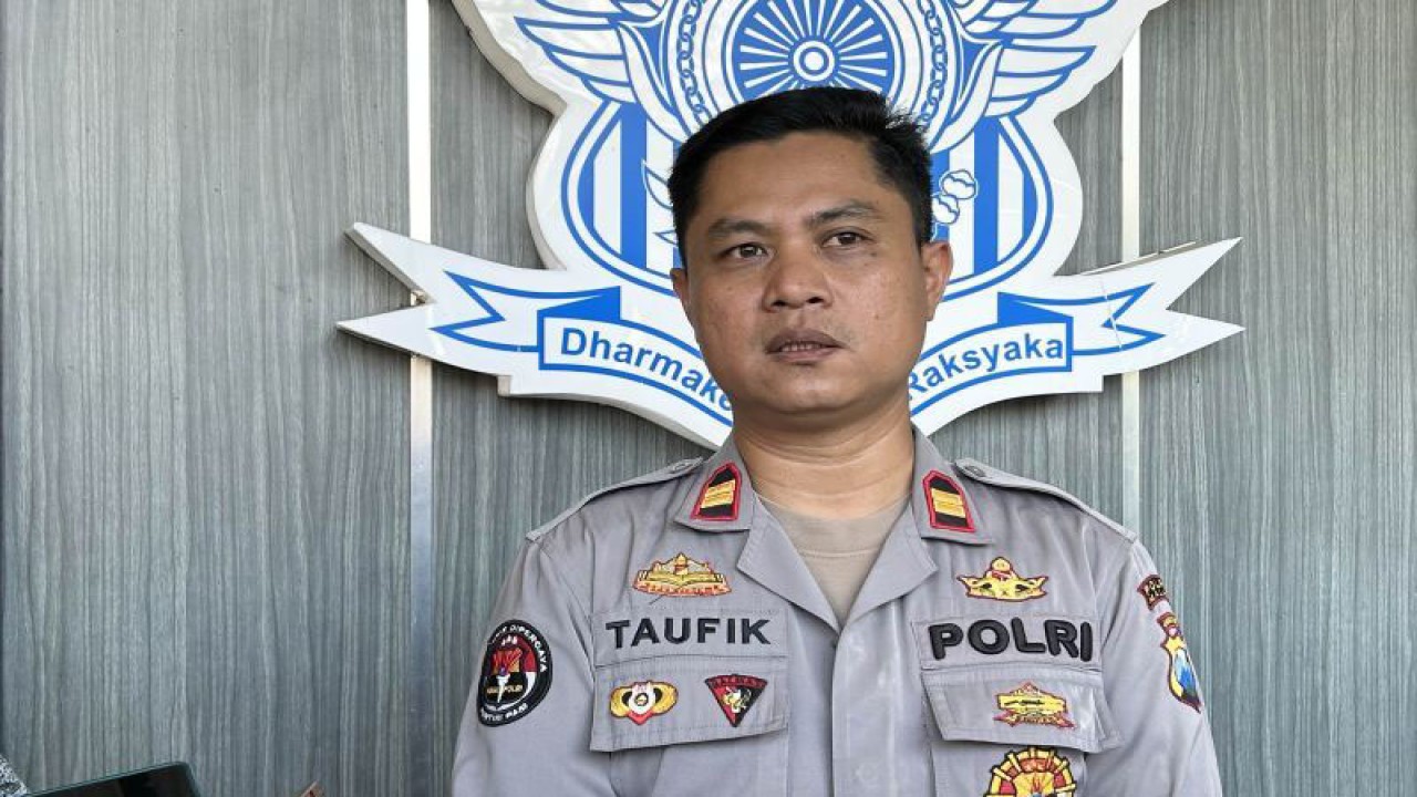 Kasi Humas Polres Malang Iptu Ahmad Taufik saat memberikan keterangan kepada media di Mapolres Malang, Jawa Timur, Senin (25/9/2023). ANTARA/Vicki Febrianto.