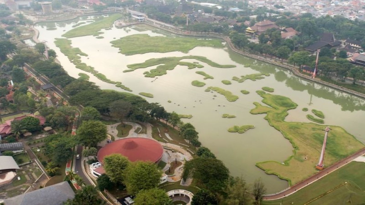 Danau Archipelago Taman Mini Indonesia Indah. ANTARA/HO - Kementerian PUPR