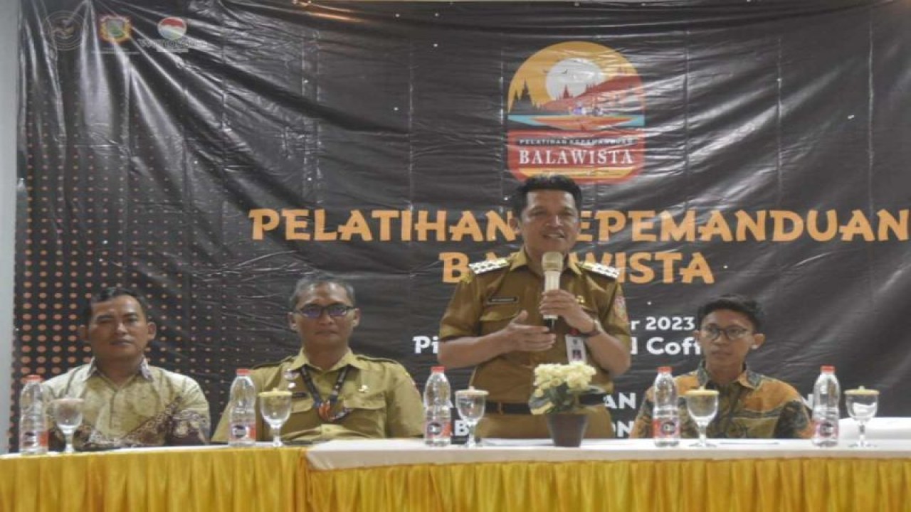 Bupati Wonosobo Afif Nurhidayat memberikan sambutan pada pelatihan pemandu keselamatan wisata tirta. ANTARA/HO - Dinas Kominfo Kab Wonosobo