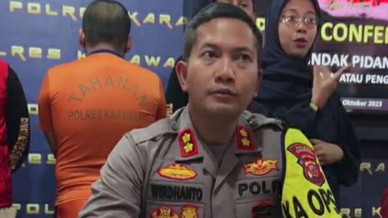 Kapolres Karawang, AKBP Wirdhanto Hadicaksono. (ANTARA/Ali Khumaini)