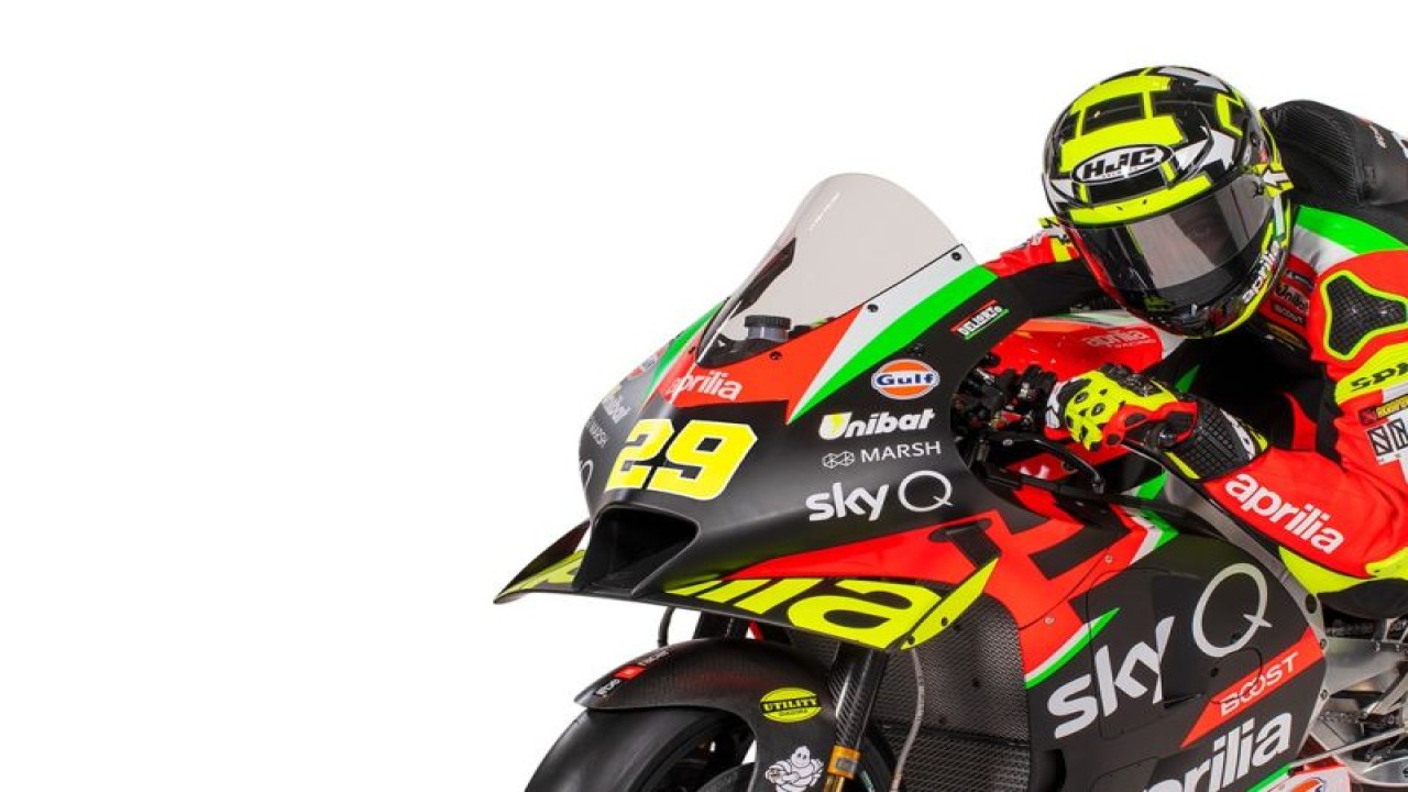 Andrea Iannone dengan motor RS-GP Aprilia (ANTARA/HO-aprilia.com)