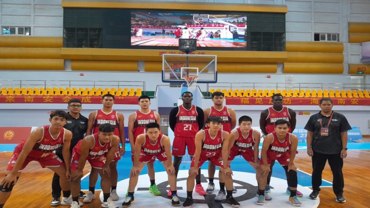 Timnas basket muda atau Indonesia Elite. ANTARA/HO-Perbasi