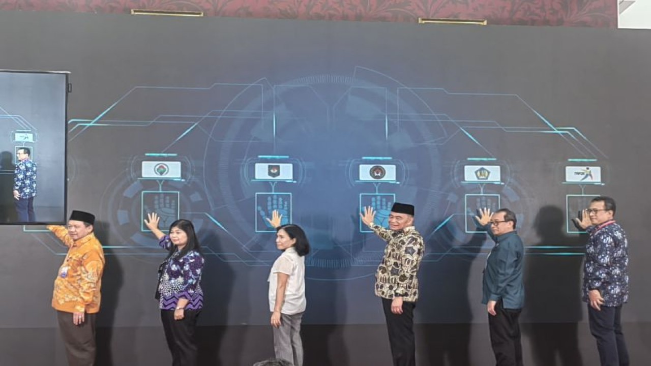 Kementerian Koordinator Bidang Pembangunan Manusia dan Kebudayaan meluncurkan aplikasi Dasbor Desa di Jakarta, Selasa (31/10/2023). (ANTARA/Asep Firmansyah)