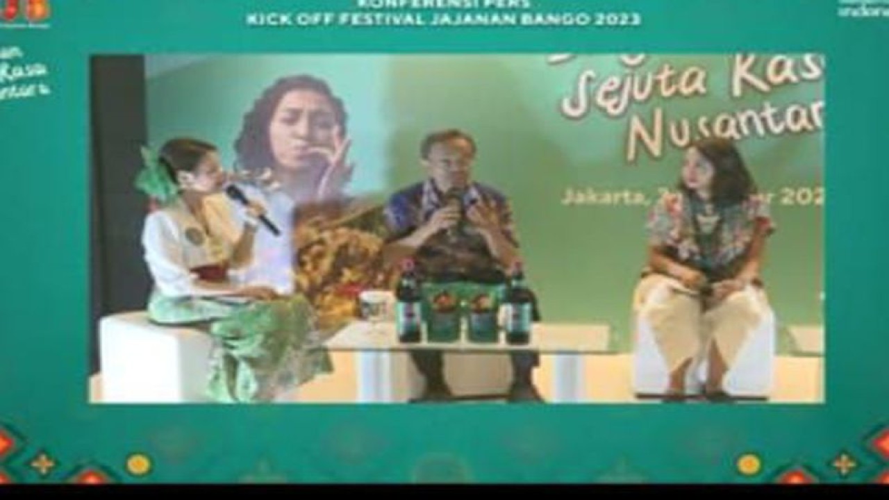 Tangkapan layar talk show Festival Jajanan Bango yang menghadirkan Head of Marketing Nutrition Indonesia, PT Unilever Indonesia Tbk Ari Astuti dalam keterangan persnya secara daring, di Makassar, Selasa (3/10/2023). ANTARA/Suriani Mappong