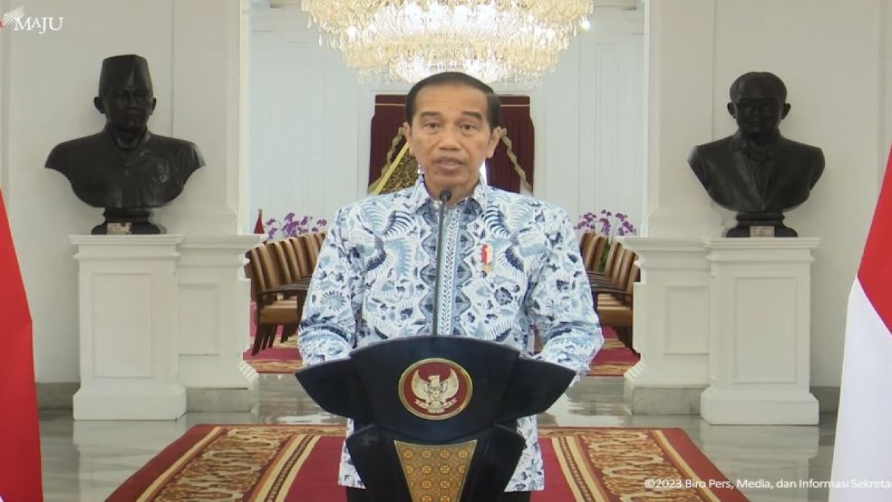 Tangkapan layar - Presiden Joko Widodo saat menyampaikan pidato terkait konflik Hamas-Israel dipantau dari YouTube Sekretariat Presiden di Jakarta, Senin (30/10/2023). (ANTARA/Andi Firdaus)