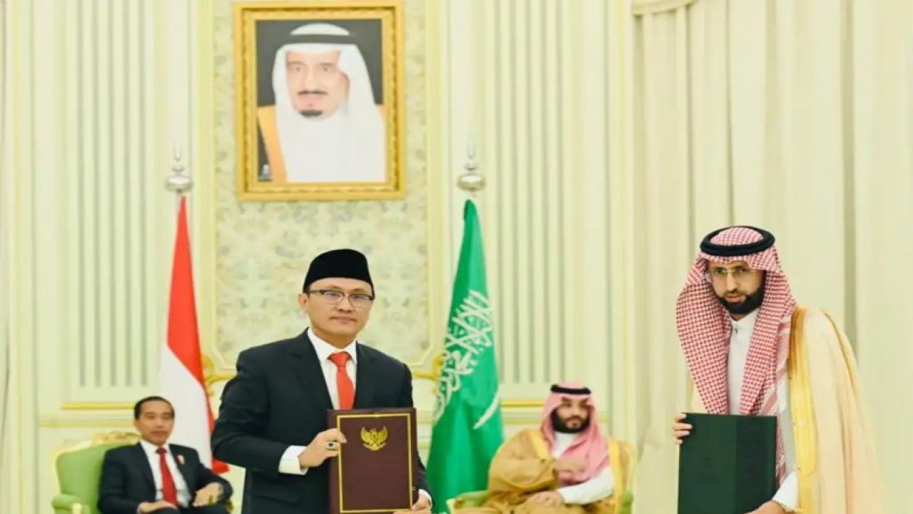 Acara penandatanganan nota kesepahaman kerja sama jaminan produk halal Indonesia dan Arab Saudi di Riyadh, Arab Saudi. (ANTARA/HO-Kemenag)
