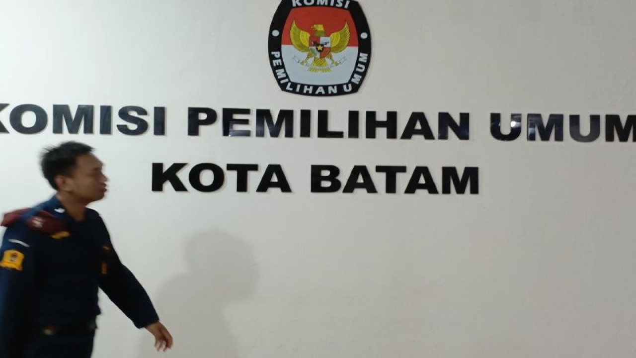 Kantor KPU Kota Batam (ANTARA/Yude)