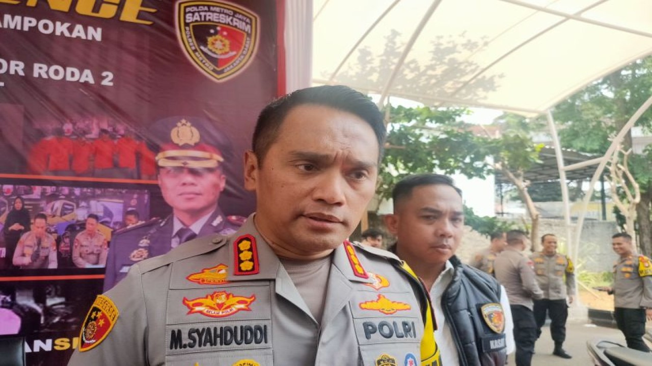 Kapolres Metro Jakarta Barat Kombes Pol M Syahduddi saat ditemui wartawan pada Senin (23/10/2023). ANTARA/Risky Syukur