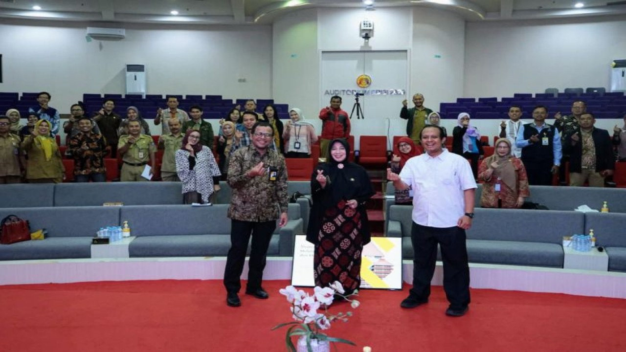 Kegiatan diskusi FIA UI dengan ASN Pemkot Depok. (ANTARA/HO: Humas UI)