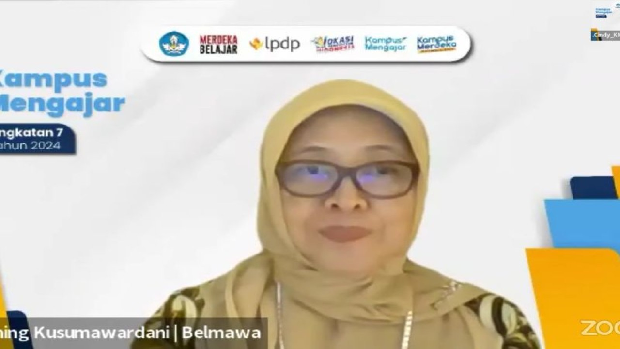 Direktur Pembelajaran dan Kemahasiswaan Kemendikbudristek Sri Suning Kusumawardani dalam Sosialisasi Pendaftaran Mahasiswa Program Kampus Mengajar Angkatan ke-7 di Jakarta, Kamis (19/10/2023). (ANTARA/HO-Kemendikbudristek)
