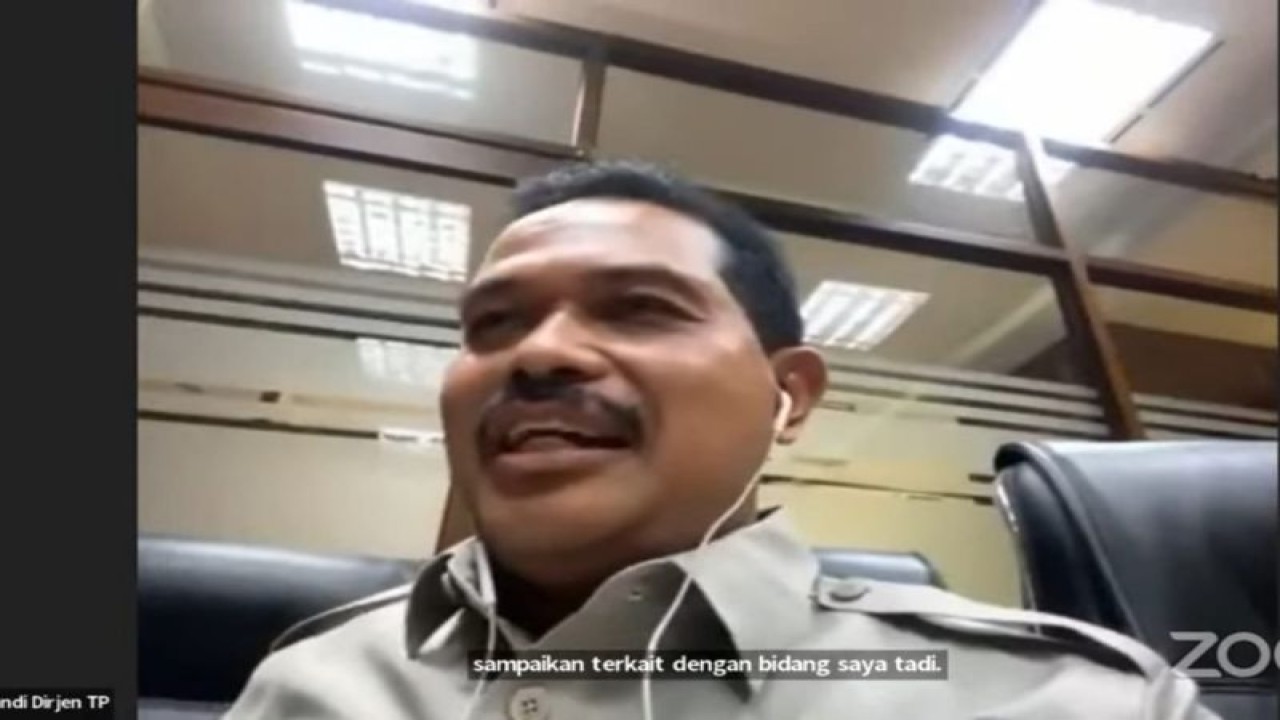 Tangkapan layar-Dirjen Tanaman Pangan Kementan Suwandi saat webinar "Air, Pangan, dan Kehidupan: Tantangan dan Solusi Bagi Ketahanan Pangan di IKN" dipantau dari kanal YouTube IKN Indonesia, Senin (16/10/2023). ANTARA/Benardy Ferdiansyah