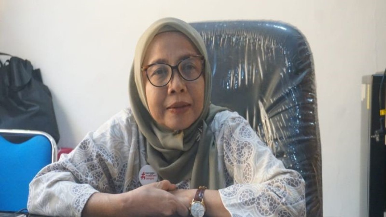 Kepala Badan Kepegawaian dan Pengembangan Sumber Daya Manusia Kota Pekalongan Anita Heru Kusumorini. ANTARA/Kutnadi