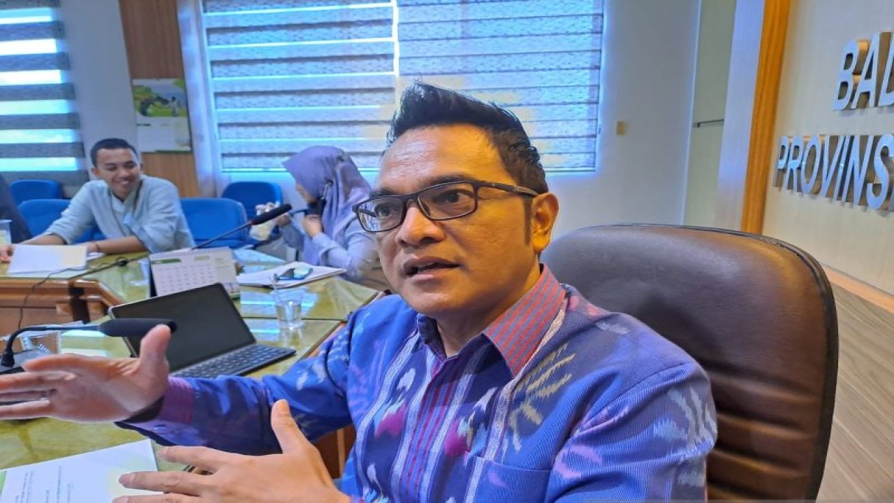 Kepala BPS Provinsi Kepulauan Babel Toto Haryanto Silitonga (ANTARA/HO-Aprionis)