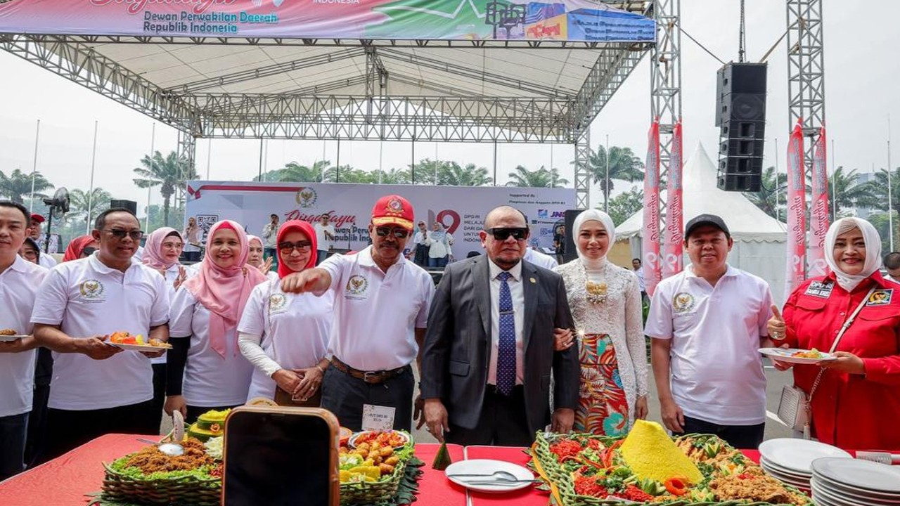 Ketua DPD RI, AA LaNyalla Mahmud Mattalitti menegaskan komitmen lembaganya untuk mendorong bangsa ini kembali mengimplementasikan sistem bernegara sesuai rumusan para pendiri bangsa berdasarkan Pancasila. 
