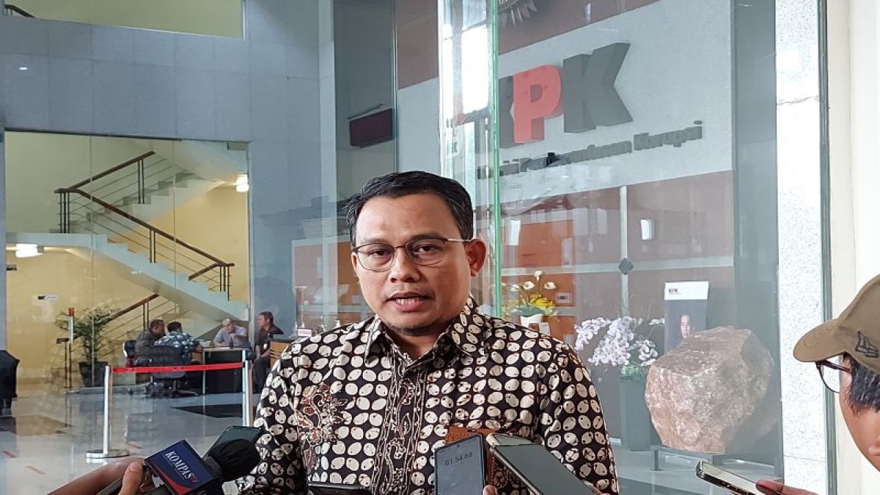 Kepala Bagian Pemberitaan KPK Ali FikrI. (ANTARA/Fianda Sjofjan Rassat)
