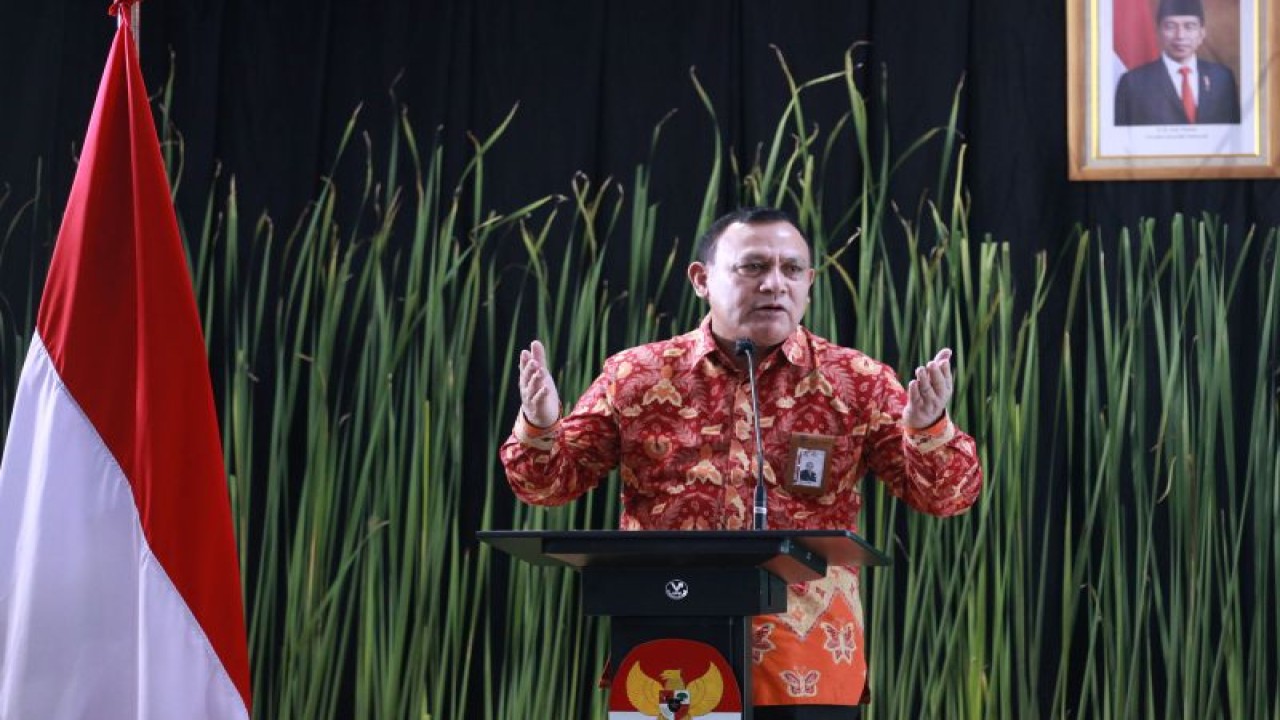 Ketua KPK Firli Bahuri menyampaikan pidato di Gedung ACLC KPK, Jakarta. ANTARA FOTO/Reno Esnir/tom.
