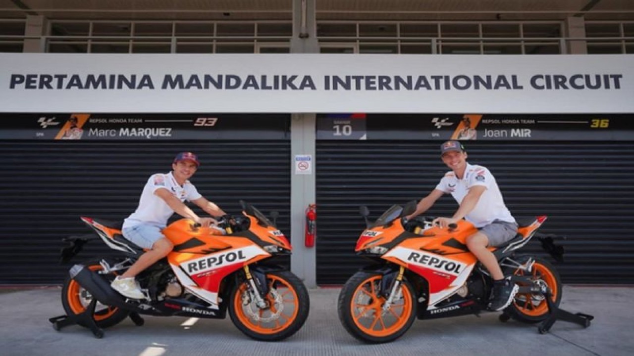 Marc Marquez dan Joan Mir dari Tim Repsol Honda (ANTARA/instagram/hondaracingcorporation)