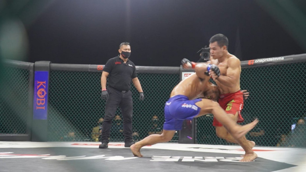Pertarungan seru di ajang One Pride MMA/ist
