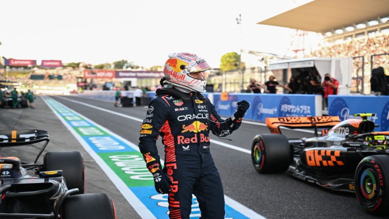 Pembalap Red Bull Max Verstappen saat babak kualifikasi GP Jepang 23 September 2023. (AFP/PETER PARKS)