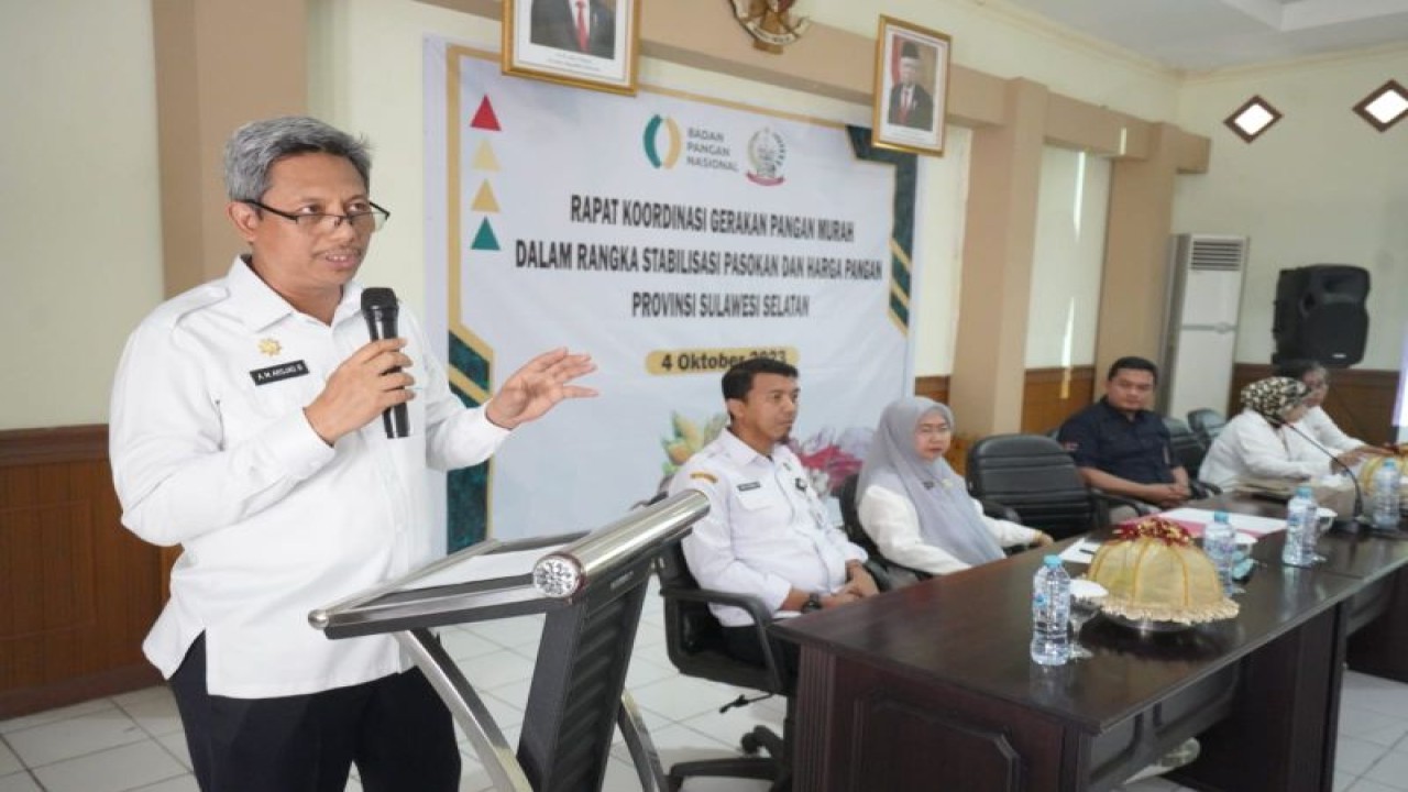Penjabat Sekda Sulsel Andi Muhammad Arsjad, memberi sambutan pada Rakor Stabilitas Pangan dan Gerakan Pangan Murah dalam rangka menekan inflasi di daerah itu.ANTARA/HO-Humas Pemprov Sulsel