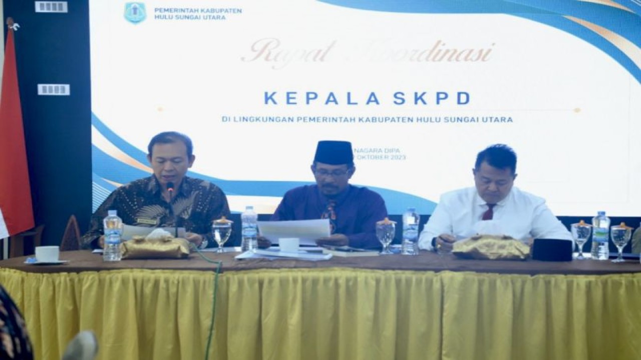 Rapat koordinasi Kepala SKPD di lingkungan Pemkab HSU, di Amuntai, Hulu Sungai Utara, Kalimantan Selatan, Rabu (4/10/2023). ANTARA/HO-Pemkab HSU.