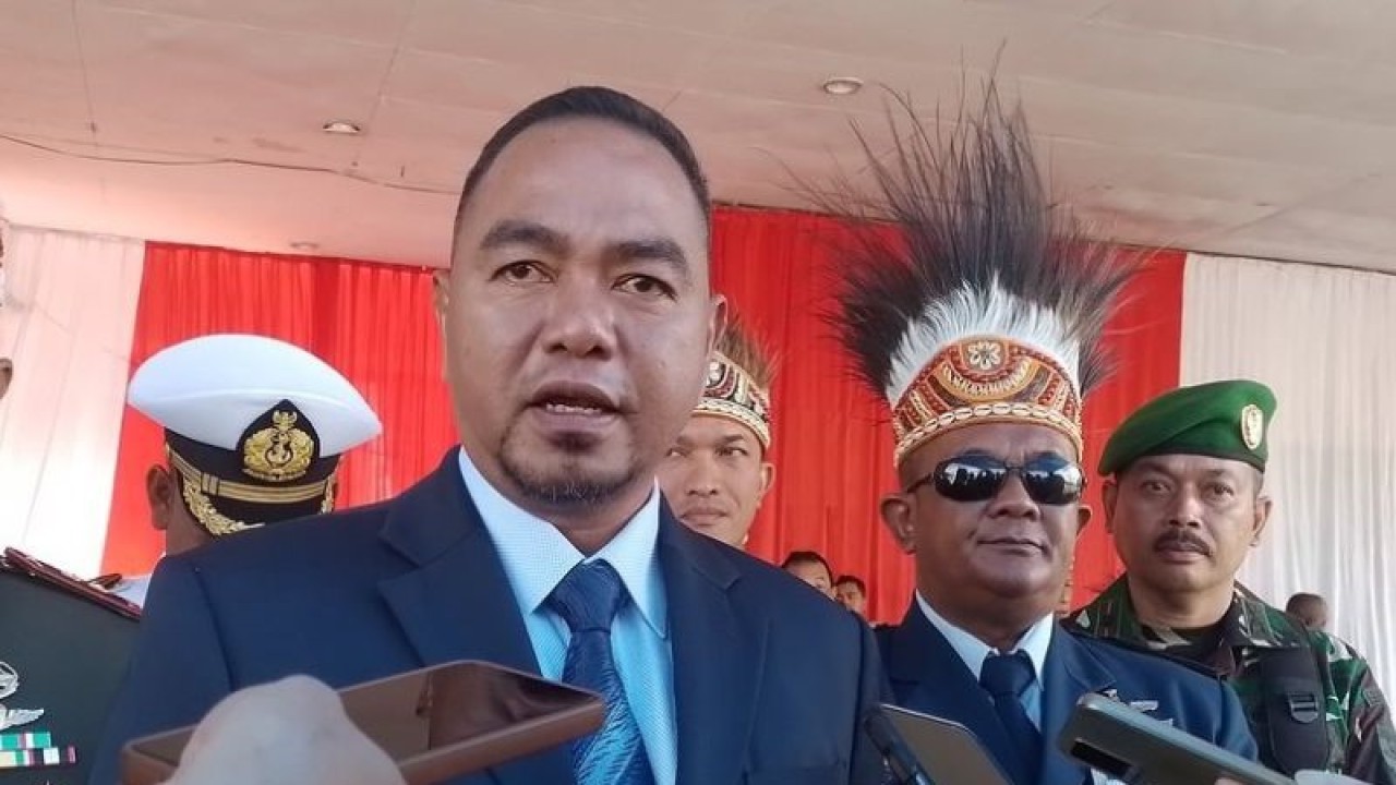 Penjabat Bupati Jayapura Triwarno Purnomo (ANTARA/Yudhi Efendi)
