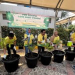 PGNCOM bagikan 1.000 bibit pohon jaga lingkungan hidup-1698744861