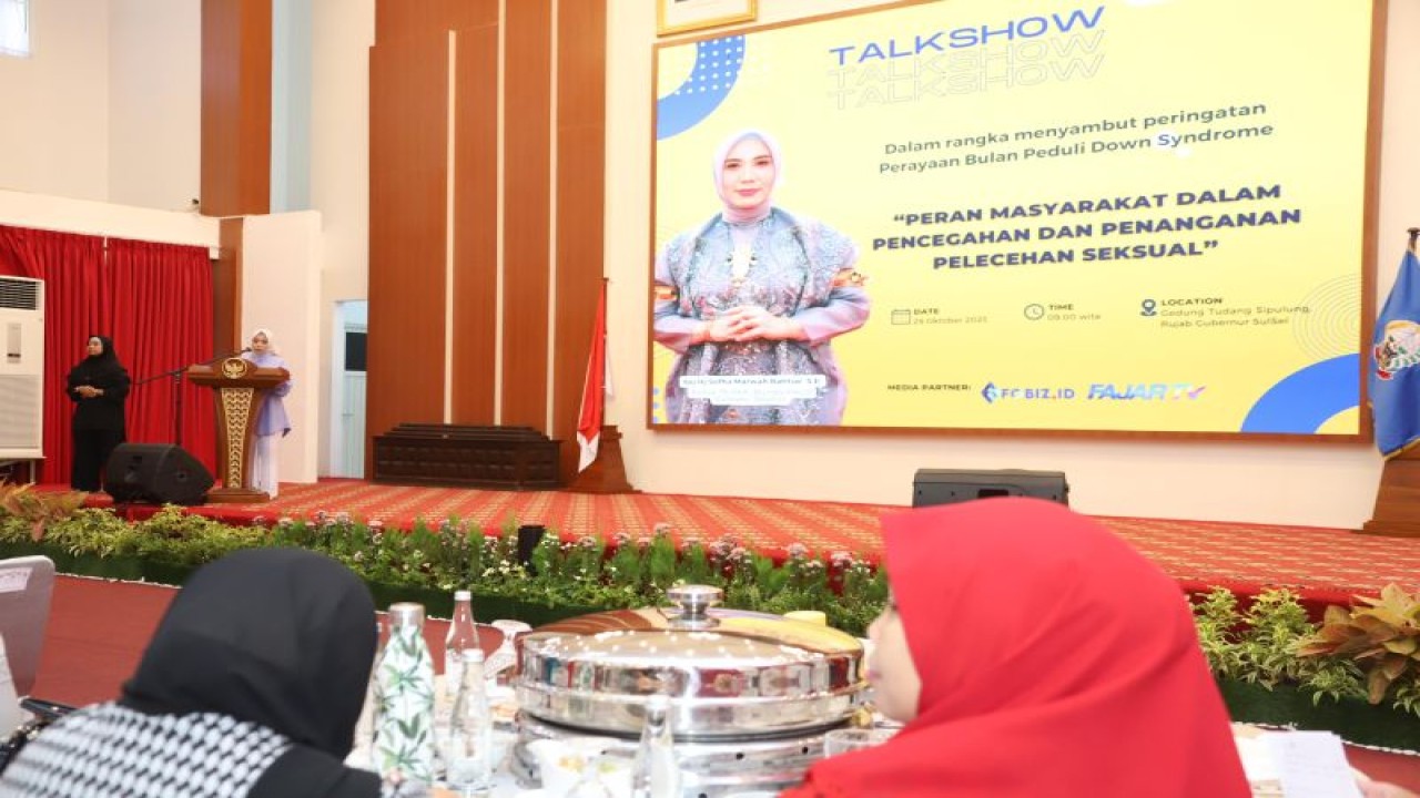 Pj Ketua TP PKK Sulsel Sofha Marwan Bahtiar membuka talkshow Peringatan Bulan Peduli Down Syndrome di Rujab Gubernur Sulsel, Minggu (29/10/2023). ANTARA/HO-Humas Pemprov Sulsel