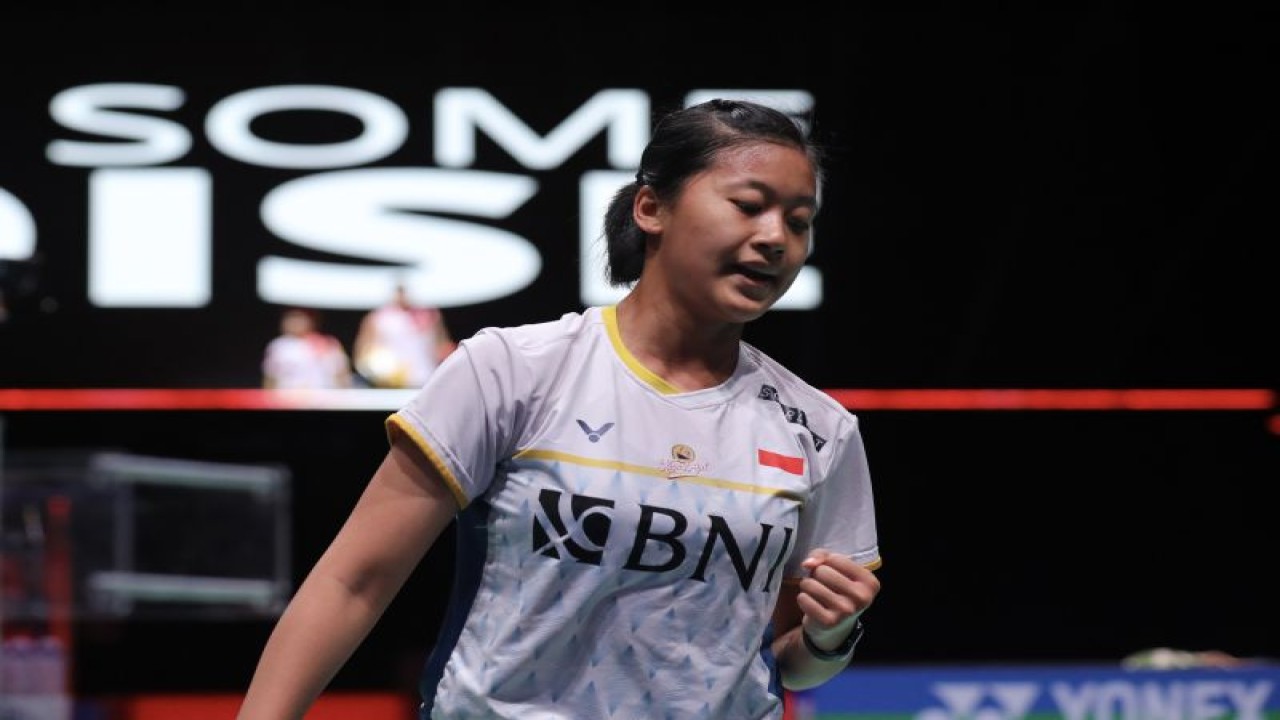 Atlet bulu tangkis tunggal putri Indonesia Putri Kusuma Wardani saat melakoni babak 32 besar Kejuaraan Dunia Bulu Tangkis / BWF 2023 di Denmark, Selasa (22/8/2023). (ANTARA/HO/PBSI)
