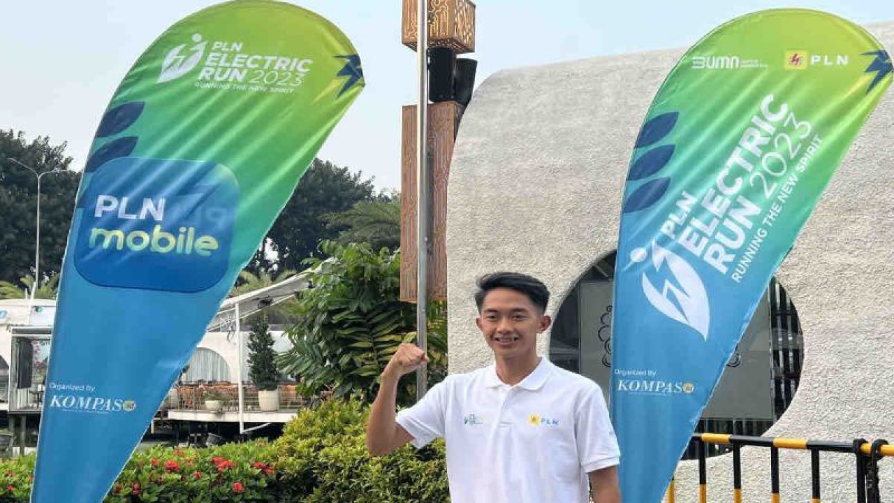 Pelari jarak jauh Indonesia Robi Syianturi, di Jakarta, Kamis (26/10/2023). ANTARA/Harianto