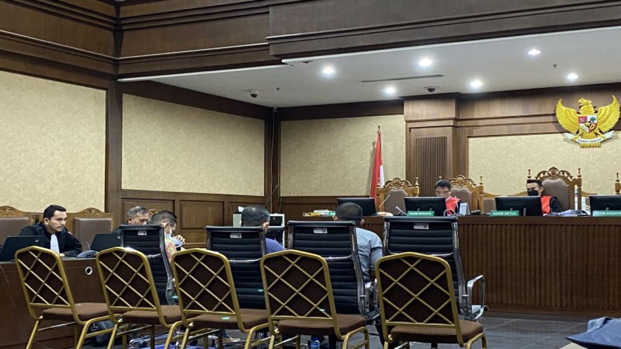 Sidang lanjutan pemeriksaan saksi dugaan korupsi BTS 4G di Pengadilan Tindak Pidana Korupsi (Tipikor) pada Pengadilan Negeri Jakarta Pusat, Senin (9/10/2023). (ANTARA/Fath Putra Mulya)