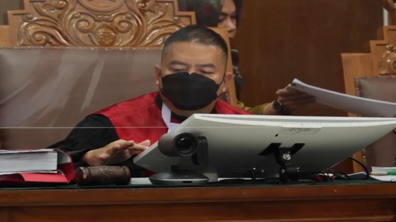 Ketua Majelis Hakim Samuel Ginting dalam sidang di Pengadilan Negeri Jakarta Selatan, Jakarta, Jumat (6/10/2023). ANTARA/HO-Dokumentasi Pribadi