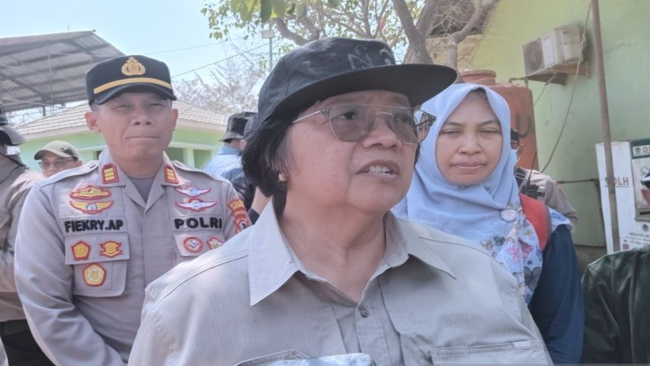 Menteri Lingkungan Hidup dan Kehutanan Siti Nurbaya (ANTARA/Fathnur Rohman)
