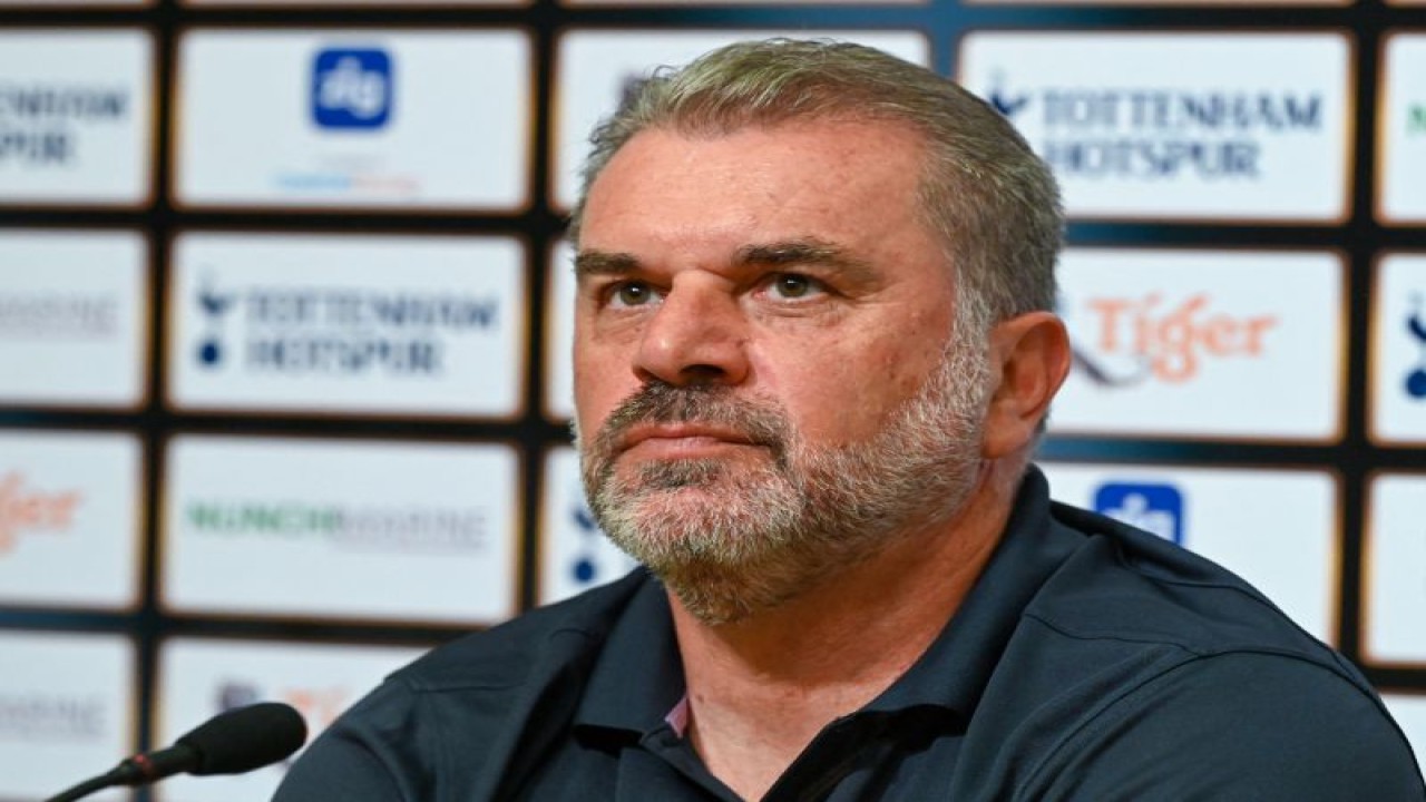 Manajer Tottenham Hotspur Ange Postecoglou. (AFP/ROSLAN RAHMAN)