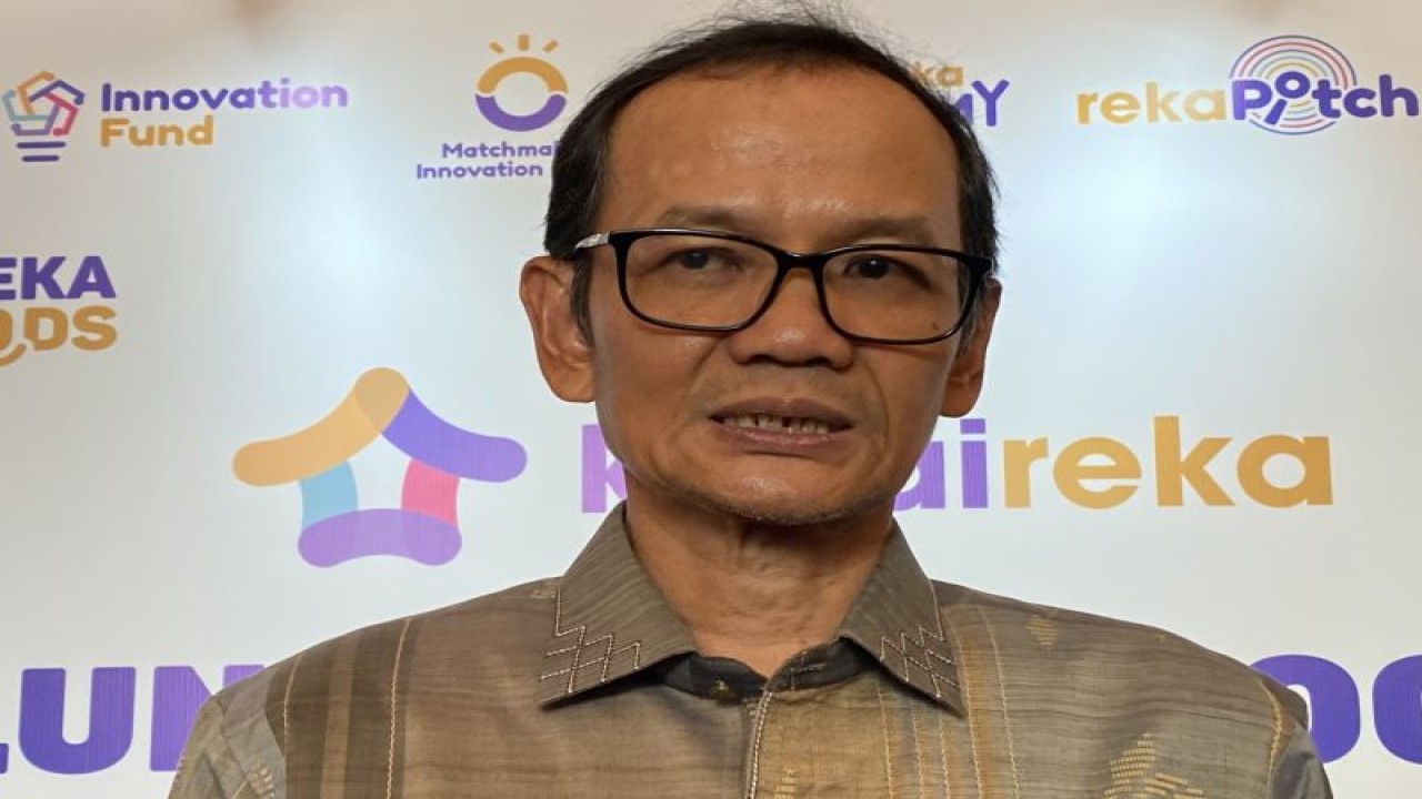 Pelaksana Tugas Direktur Jenderal Pendidikan Tinggi, Riset, dan Pendidikan Tinggi Kemendikbudristek Nizam dalam Program Dana Pendanaan 2024 di Jakarta, Selasa (17/10/2023). (ANTARA/Astrid Faidlatul Habibah)