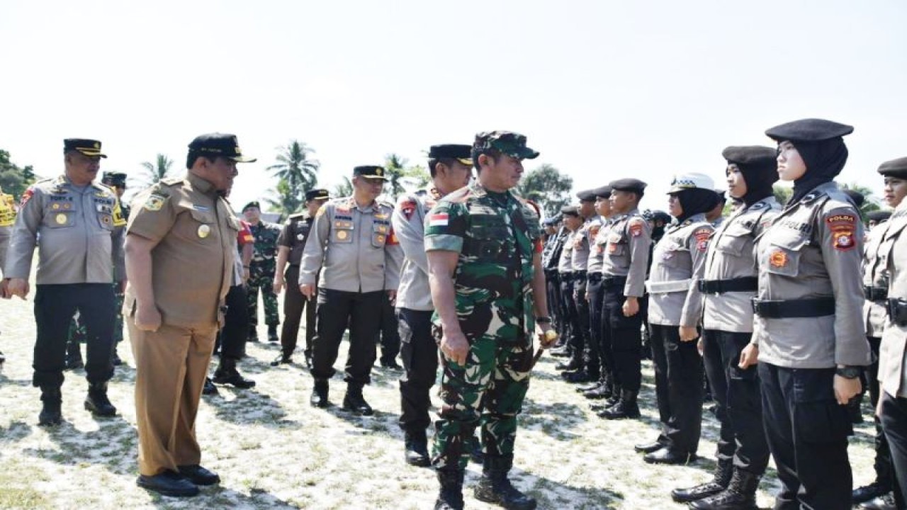 Apel gelar pasukan dalam rangka pengamanan kunjungan kerja Wakil Presiden Ma'ruf Amin ke Kalimantan Tengah, Palangka Raya, Senin (23/10/2023). (ANTARA/HO-Diskominfosantik Kalteng)