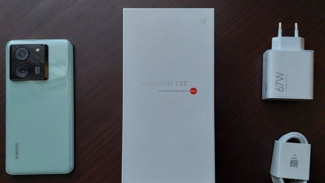 Xiaomi meluncurkan Xiaomi 13T yang mendukung jaringan 5G. (ANTARA/Natisha Andarningtyas)