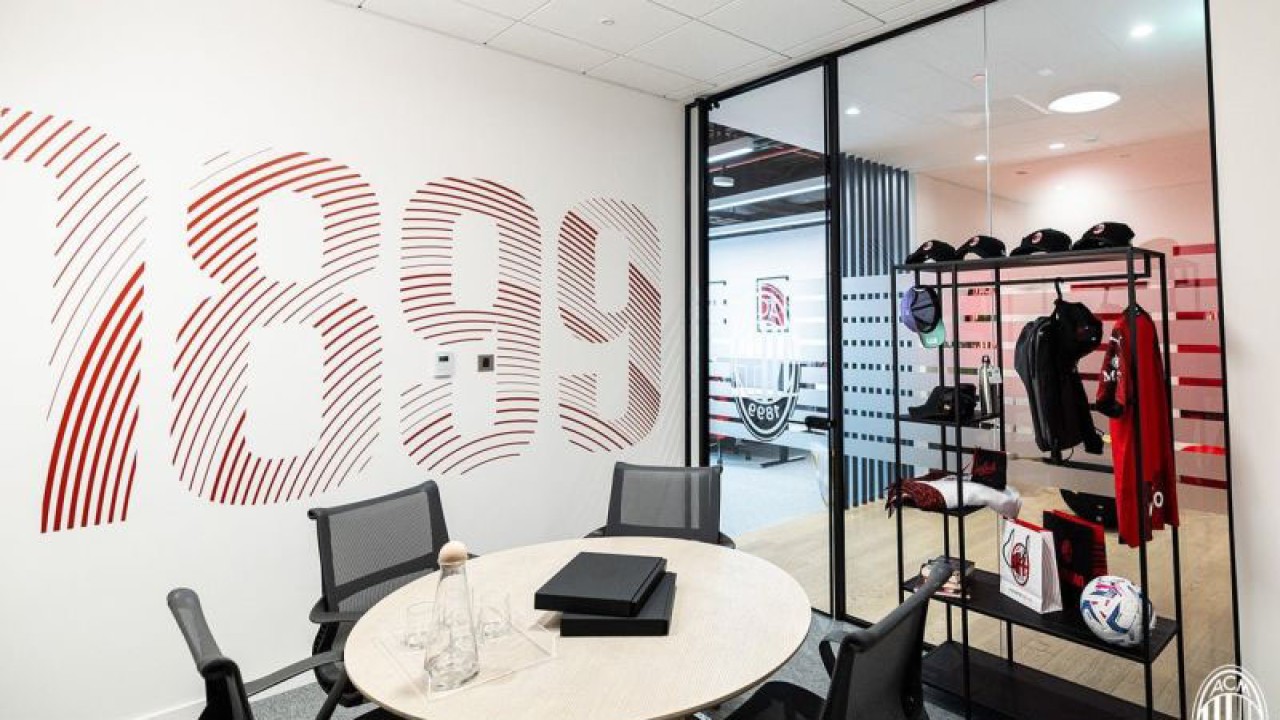 Kantor pusat AC Milan di Dubai yang bernama Casa Milan Dubai. ANTARA/HO-AC Milan