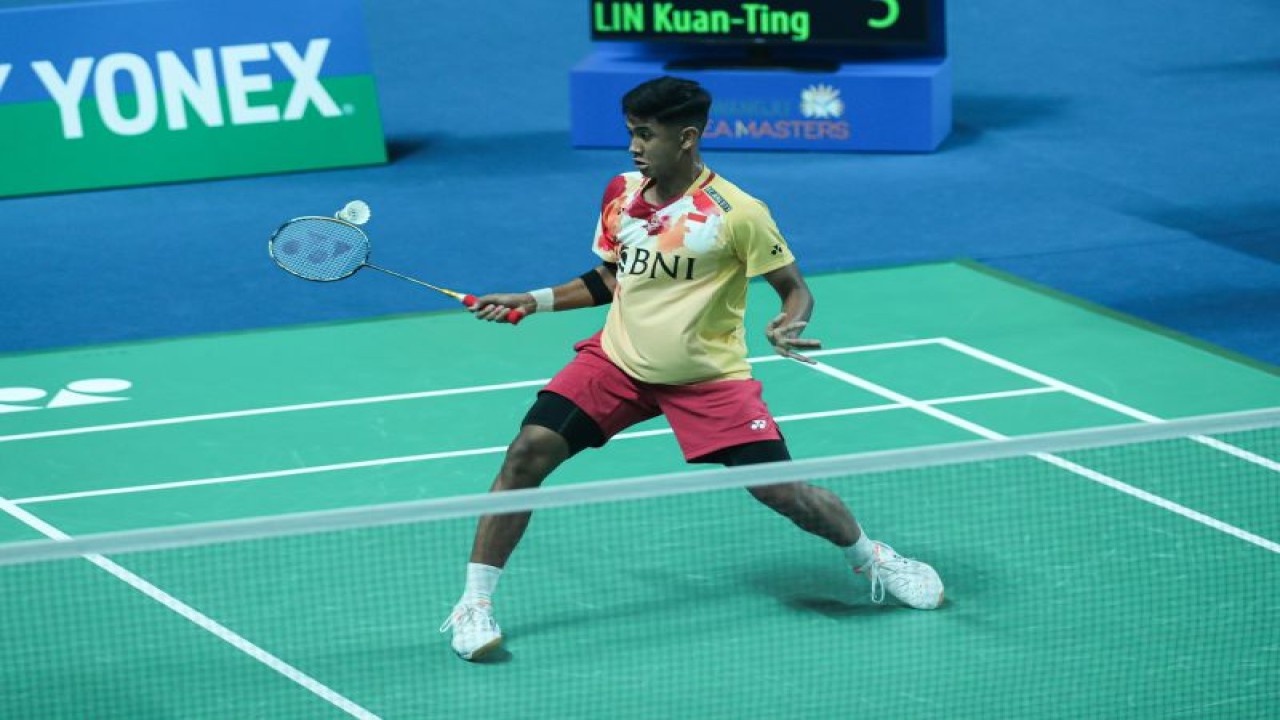 Tunggal putra Indonesia Alwi Farhan saat berlaga di babak kualifikasi pertama Korea Masters 2023 di Gwangju, Korea Selatan, Selasa (7/11/2023). (ANTARA/HO/PBSI)
