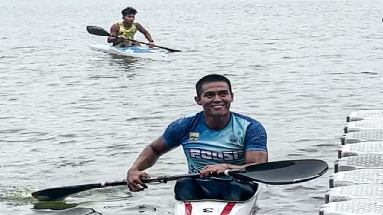 Atlet dayug Jambi yang berhasil menjalani perlombaan di waduk Cipile, Jawa Barat,(ANTARA/HO/Pii)