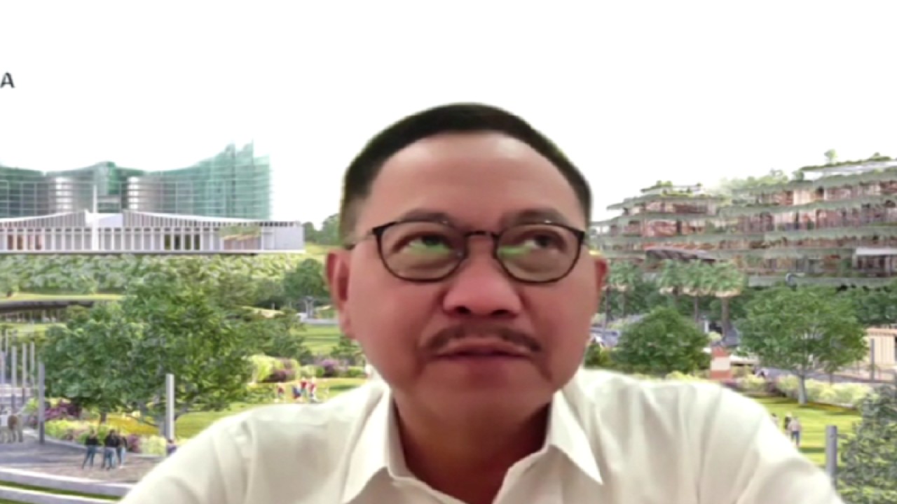 Tangkapan layar - Kepala OIKN Bambang Susantono dalam seminar daring di Jakarta, Jumat (24/11/2023). ANTARA/Aji Cakti