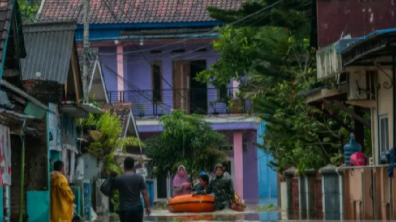 Ilustrasi - Banjir. (ANTARA/Muhammad Bagus Khoirunas/dok).