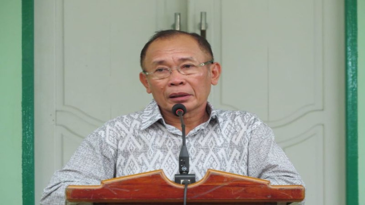 Bupati Kabupaten Halut Ir Frans Manery, Jumat (24/11/2023). ANTARA/Abdul Fatah (Abdul Fatah)