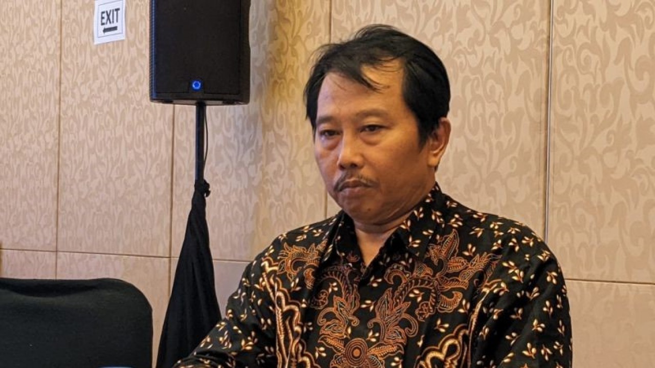 Lead researcher Center for Health Economics and Policy Studies (CHEPS) UI Prof Budi Hidayat dalam agenda diskusi dalam rangka Hari Diabetes Sedunia 2023 di Jakarta, Selasa (14/11/2023). (ANTARA/Andi Firdaus).